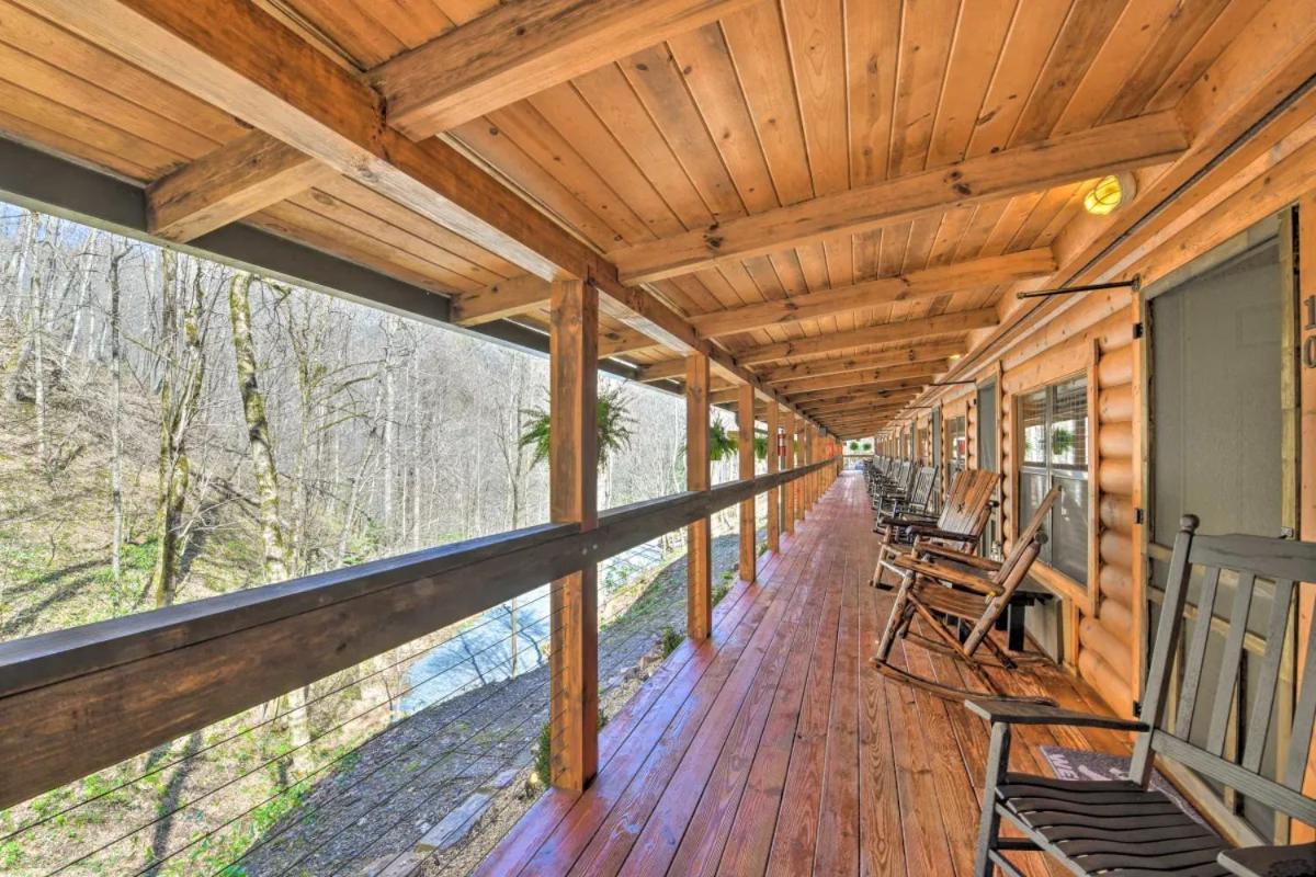 The Lodge Nantahala River Bryson City Exterior photo